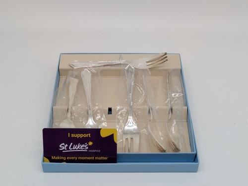 Newbridge silverware 6 piece - -,